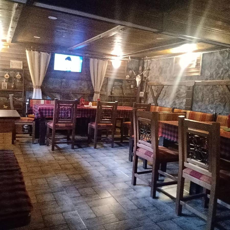 Кръчмъ При Байката Alpin Hotel รีบาริตซา ภายนอก รูปภาพ